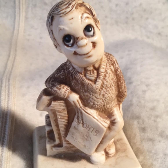 VINTAGE 1976 WORLD'S BEST DAD FIGURINE - Picture 2 of 6